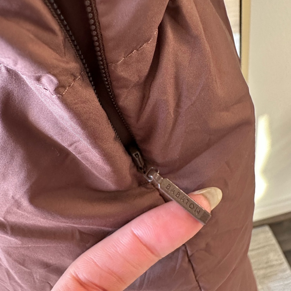 Aritzia Babaton The Duvet Puffer Mid in Chocolate - Picture 8 of 17